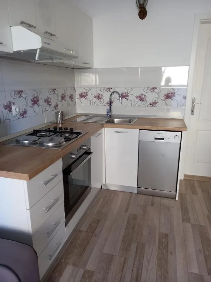 Vila Rosanda Slatine Apartment